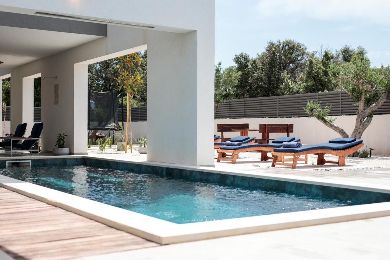 Luxury House Natanel Villa Škrip Buitenkant foto